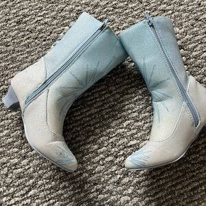 Disney Frozen 2 Elsa boots. Size 13/1